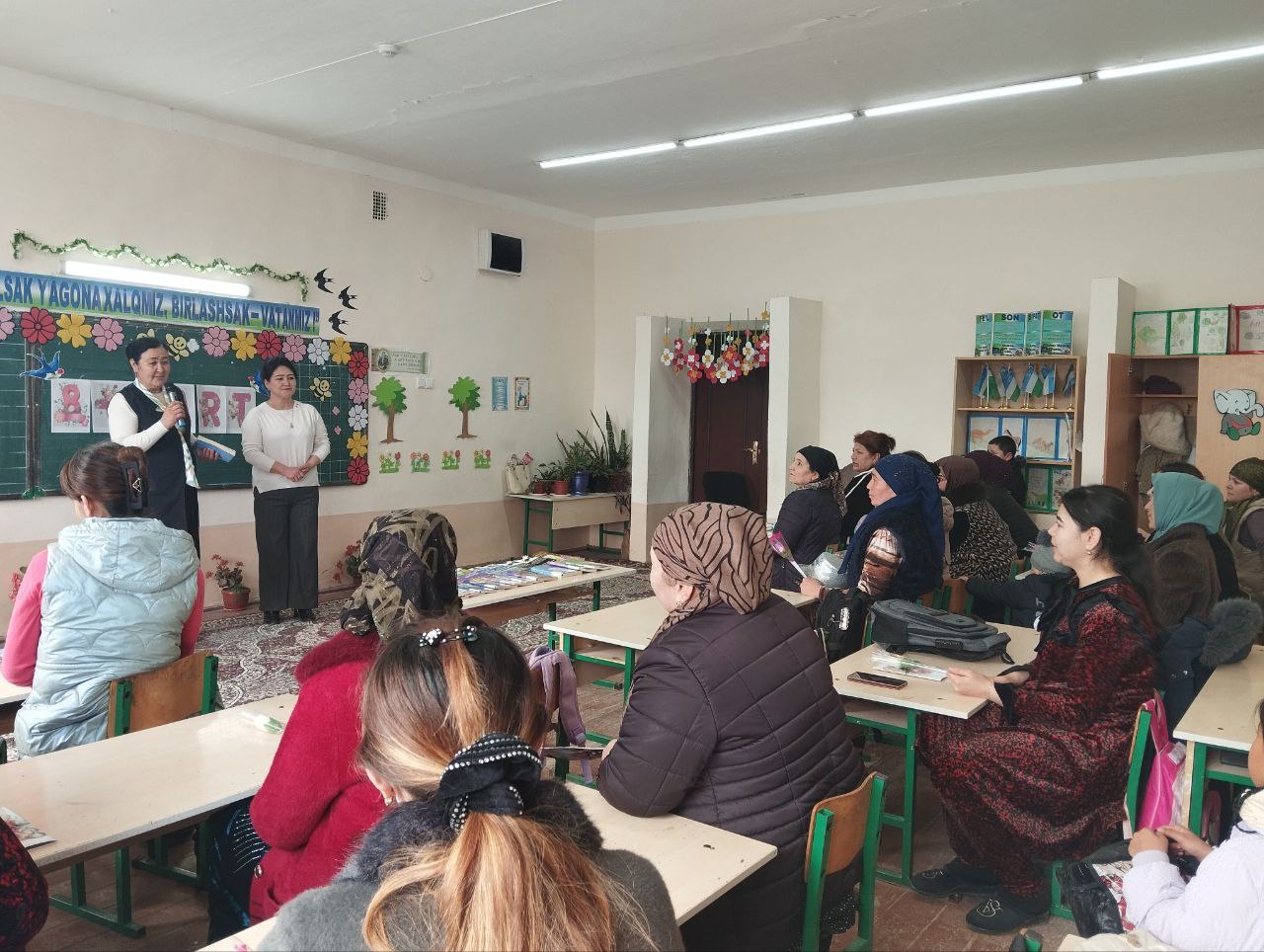 “Kitobxon onalar” nomli davra suhbati 10.03.2025