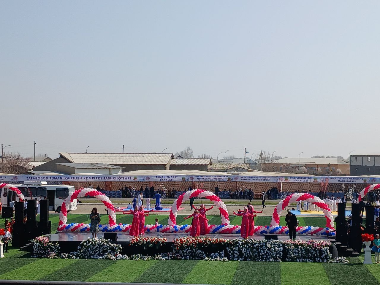 "Qadriyatlar qadr topgan yurt" nomli navro'z bayrami