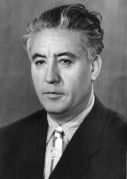 O‘zbekiston xalq shoiri,  dramaturg Uyg‘un tavallud topgan kun!