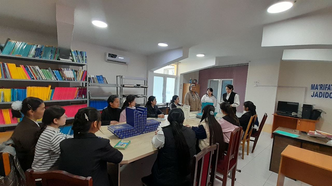 "Kamalakdek porloq orzular sari" nomli davra suhbati